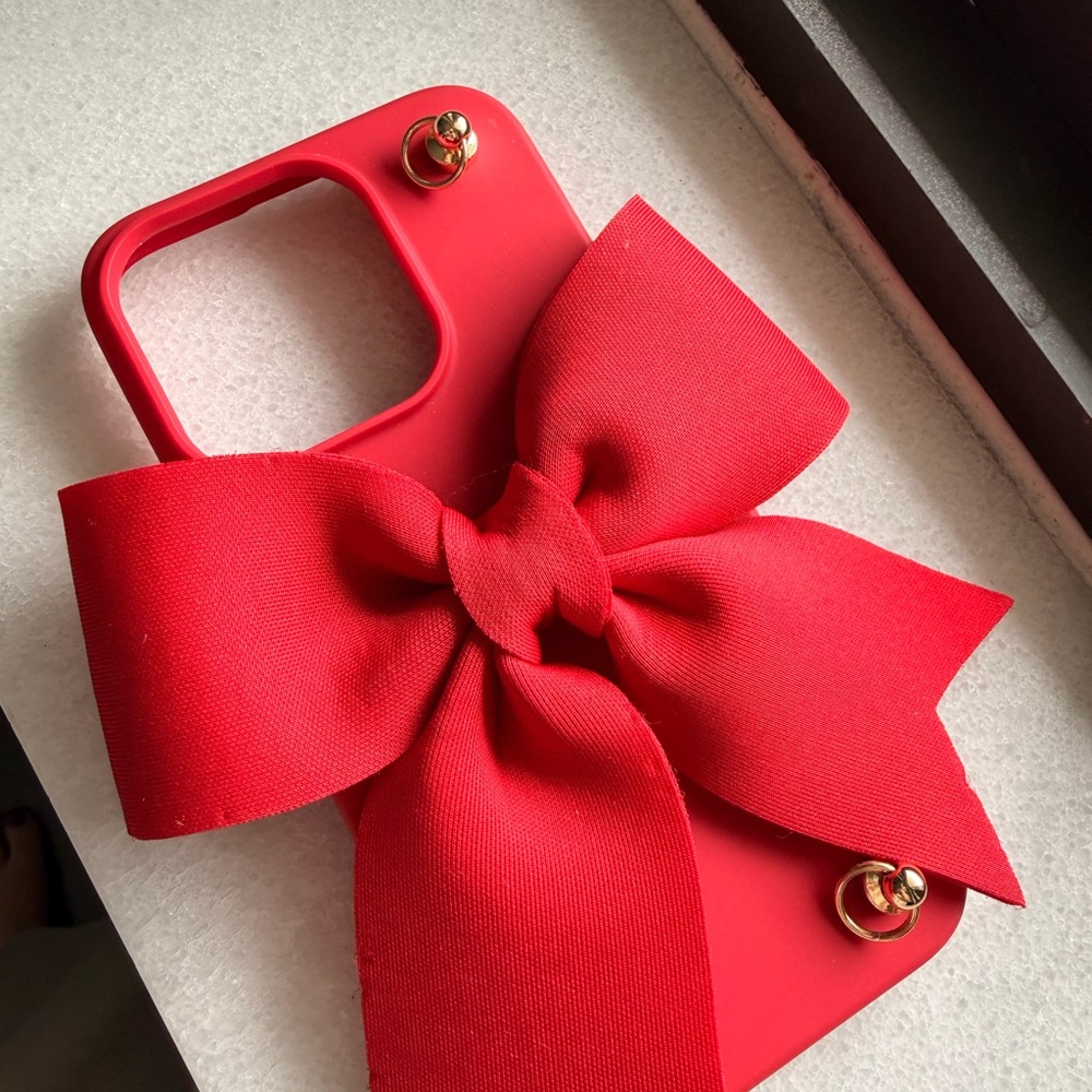 heyday Vibrant Red Bow iPhone 15 pro Case